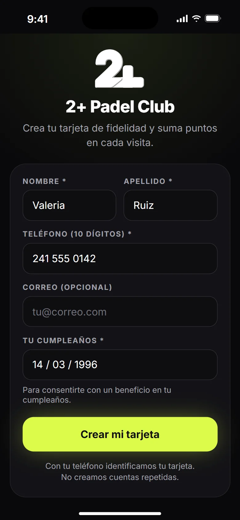 1. El cliente crea su tarjeta en segundos